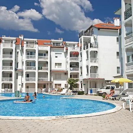 Two-bedroom Bravo 5 *